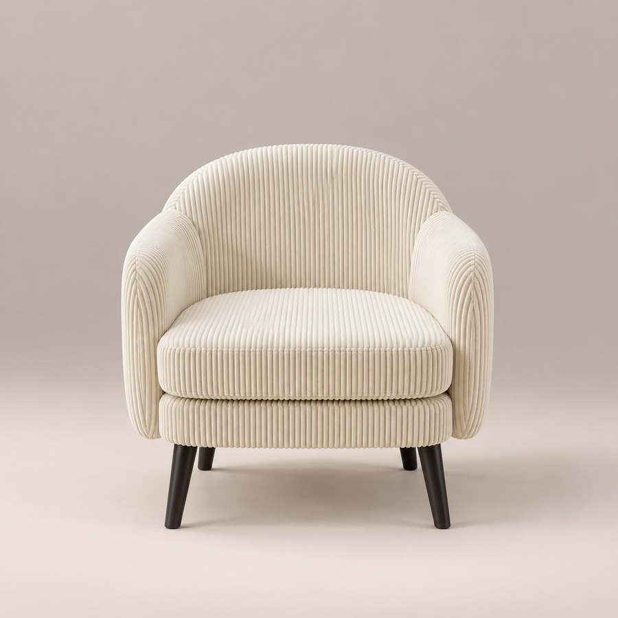 Fauteuil velours côtelé crème Louise vu de face, pieds en bois foncé